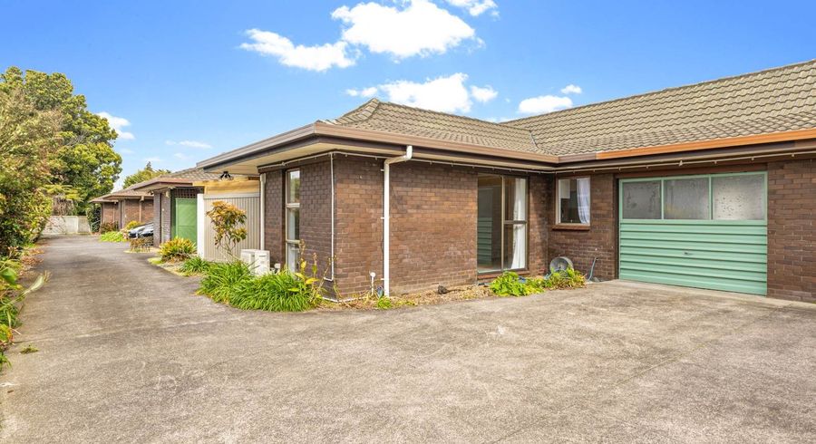  at 2/14 Regent Street, Papatoetoe, Manukau City, Auckland