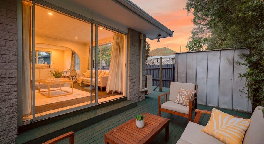  at 1/565a Ferry Road, Woolston, Christchurch City, Canterbury