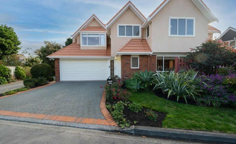  at 1/10 Military Road, Boulcott, Lower Hutt