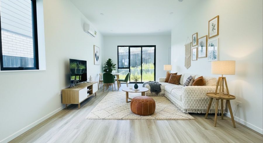  at 21 Whiteywood Street, Westgate, Waitakere City, Auckland