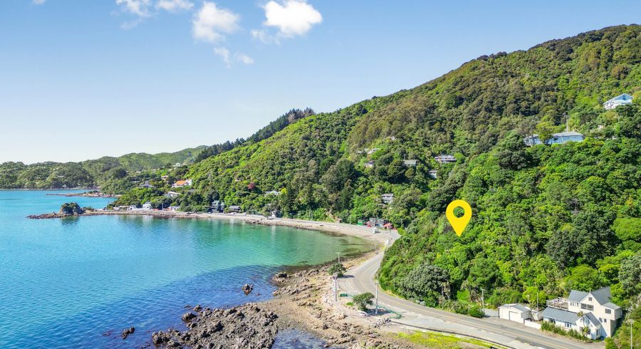  at 501 Marine Drive, Sunshine Bay, Lower Hutt, Wellington