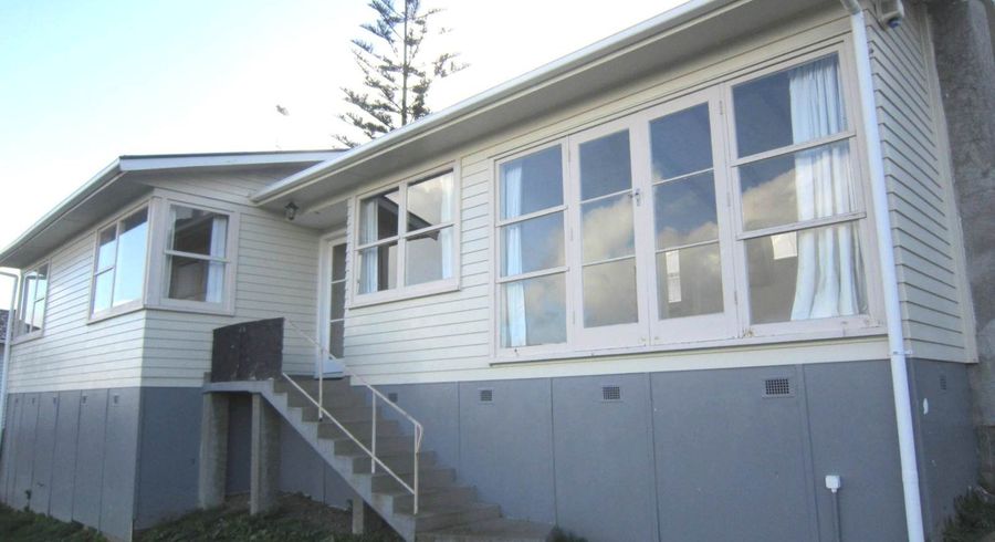  at 8 Mcquarrie Avenue, Manurewa, Manukau City, Auckland