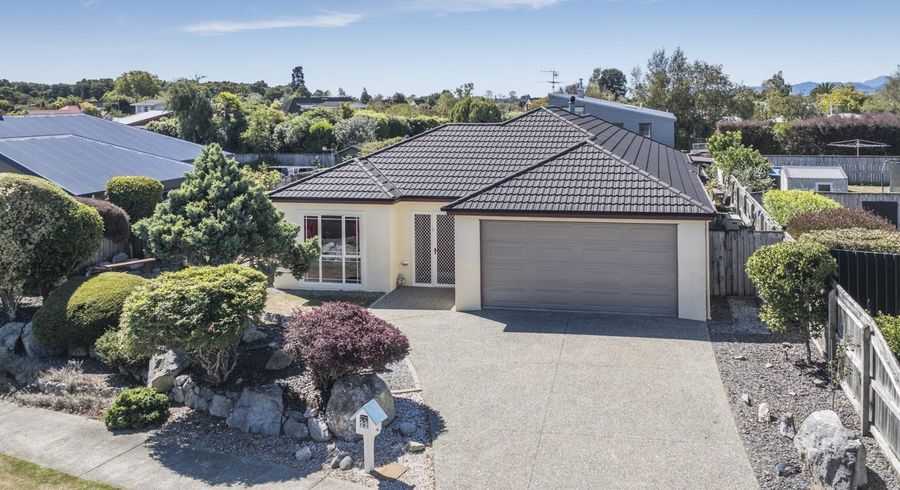  at 22 Hollybush Drive, Brightwater