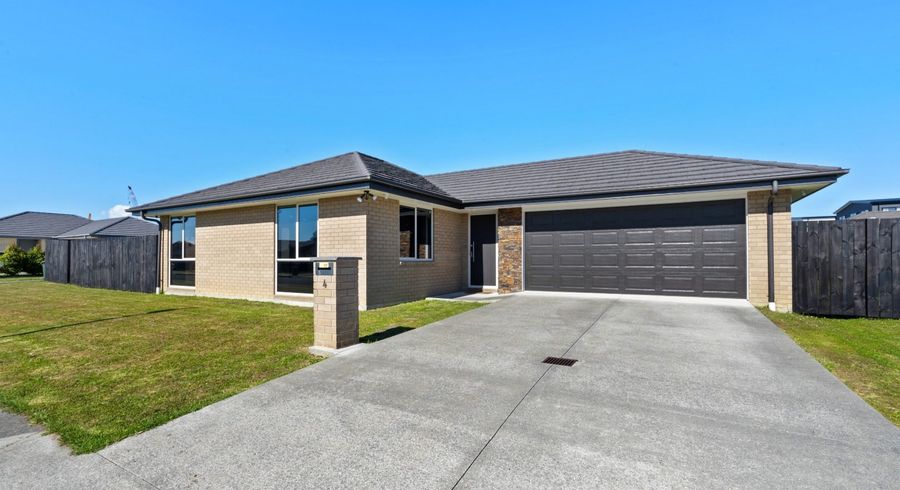  at 4 Captain Mitchell Drive, Opaheke, Papakura, Auckland