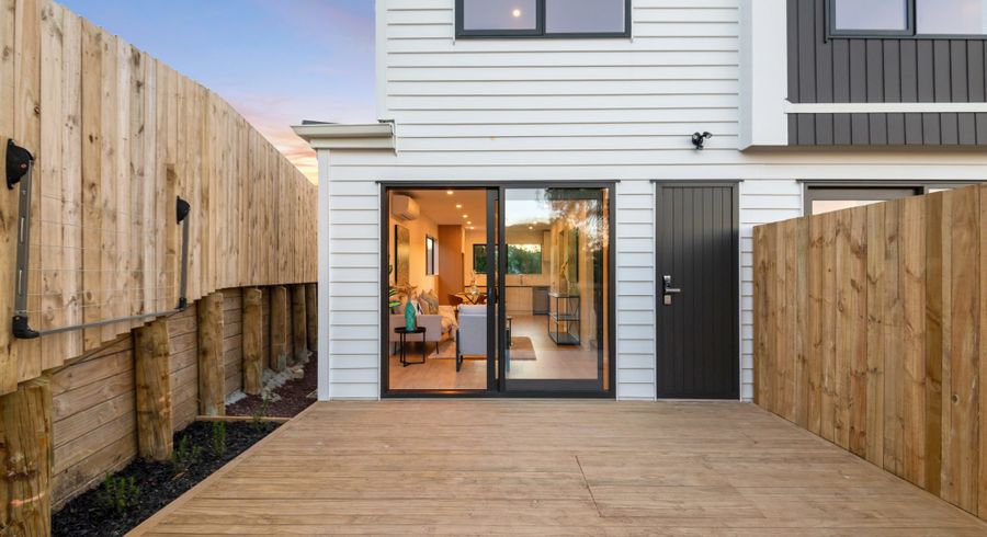  at 8/90 Stredwick Drive, Torbay, North Shore City, Auckland