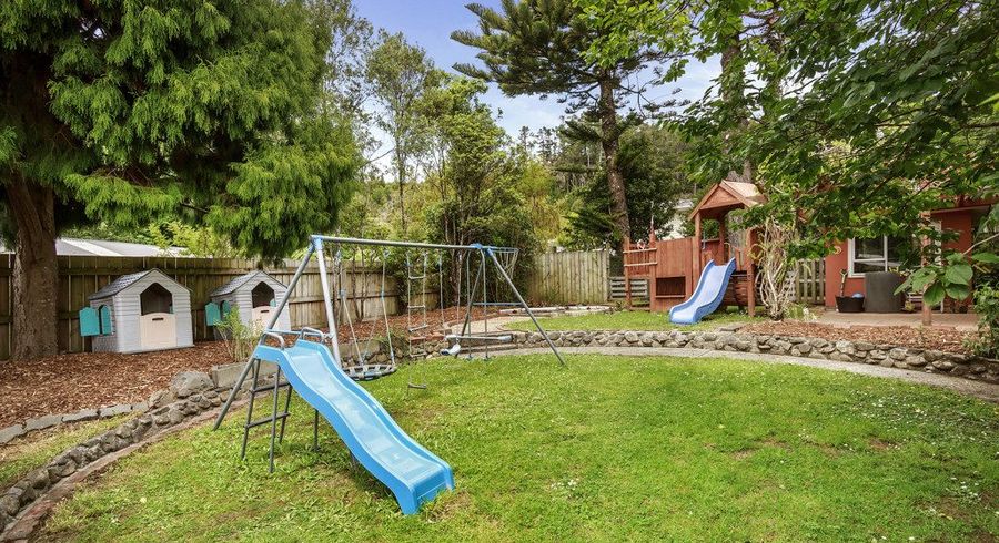  at 138 Hine Road, Wainuiomata, Lower Hutt, Wellington