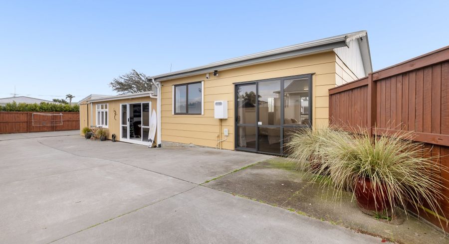  at 828B Papamoa Beach Road, Papamoa Beach, Papamoa