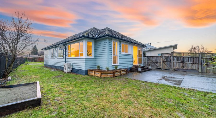  at 14 Rowcliffe Crescent, Avonside, Christchurch