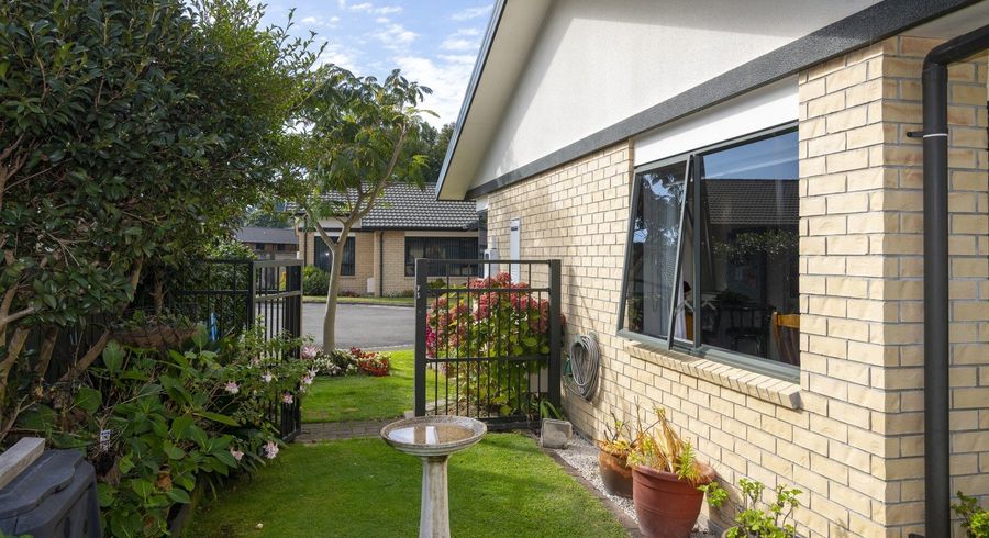  at 4 Coulston Place, Riverdale, Gisborne