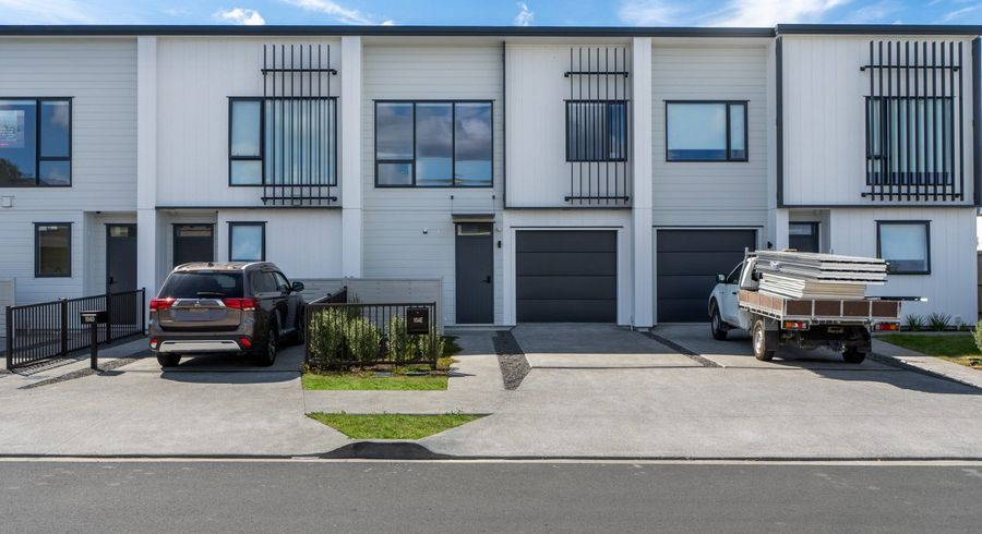  at 104A Pepene Avenue, Takanini, Papakura, Auckland