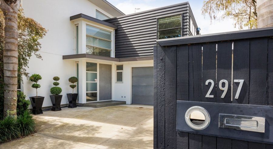  at 297 Fitzherbert Avenue, West End, Palmerston North, Manawatu / Whanganui