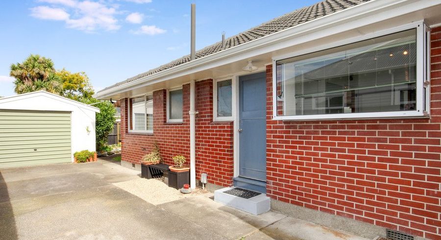  at 2/70 Neville Street, Spreydon, Christchurch