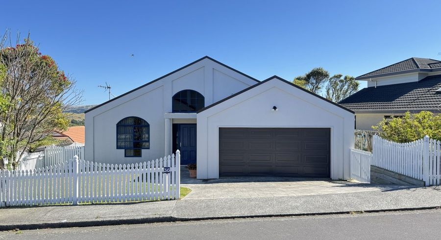  at 36 Kentwood Drive, Woodridge, Wellington