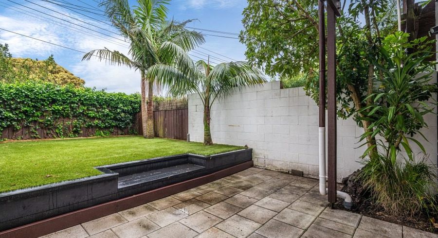  at 2/14 Fowlds Avenue, Sandringham, Auckland City, Auckland