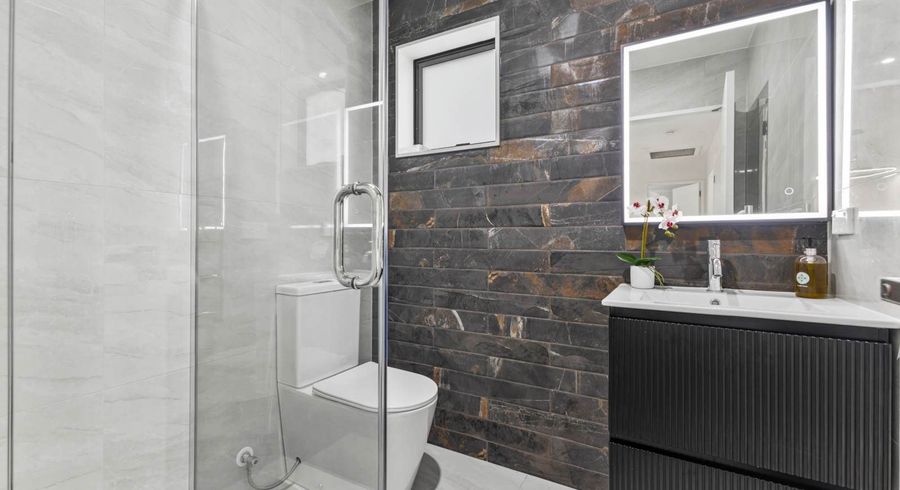  at 1/83 Station Road, Papatoetoe, Manukau City, Auckland