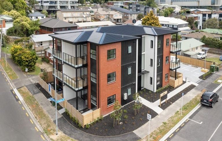 at 102/89 Aurora Terrace, Hillcrest, Hamilton, Waikato