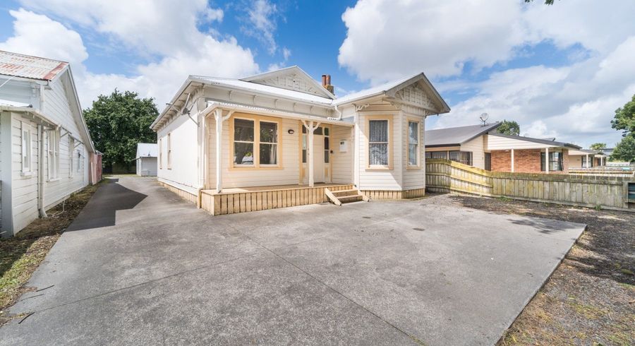  at 35 Ada Street, Hokowhitu, Palmerston North, Manawatu / Whanganui