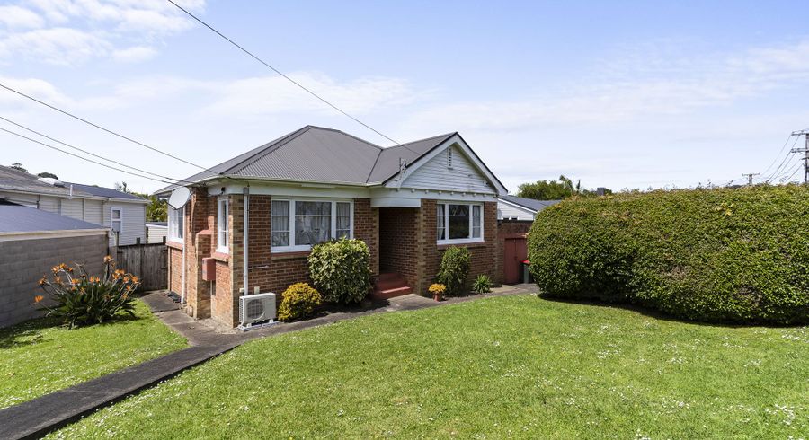  at 74 Tuarangi Road, Grey Lynn, Auckland
