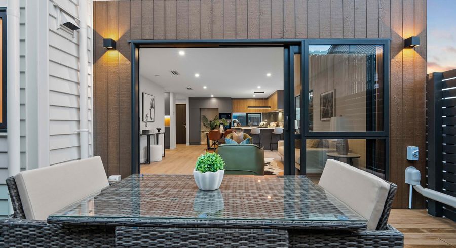  at 32 Beulah Avenue, Rothesay Bay, North Shore City, Auckland