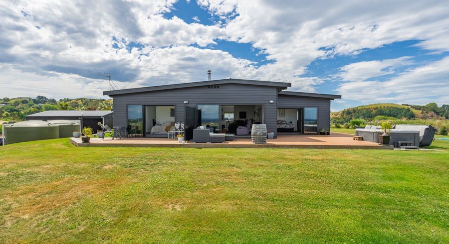  at 49 Seafield Road, Eskdale, Napier