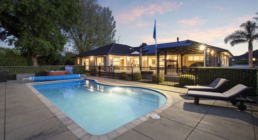  at 24 Glencairn Place, Buckland, Franklin, Auckland