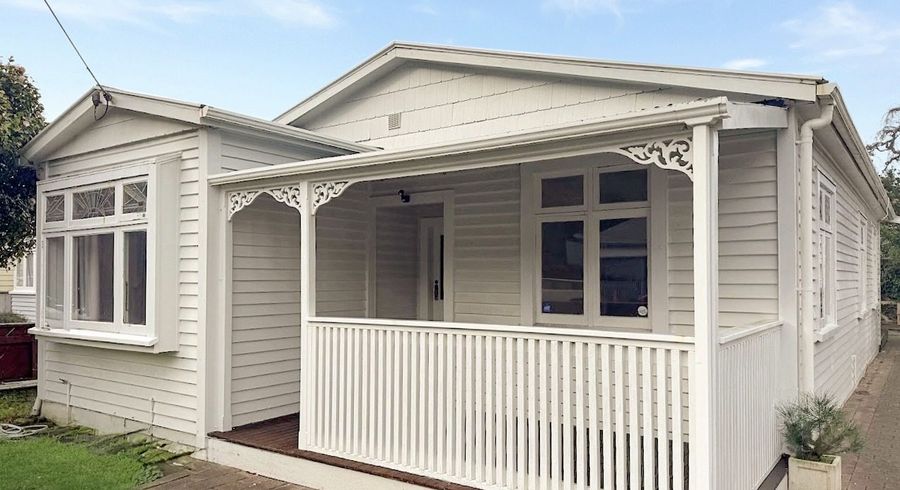  at 22 Riddlers Crescent, Petone, Lower Hutt, Wellington