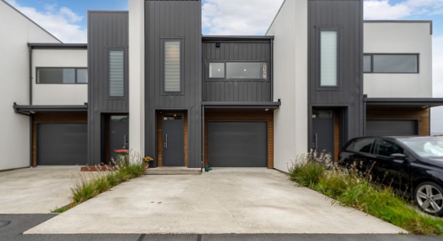  at 63b Whitford Brown Avenue, Papakowhai, Porirua, Wellington