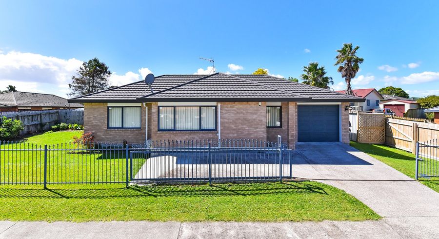  at 12 Manston Road, Mangere, Auckland