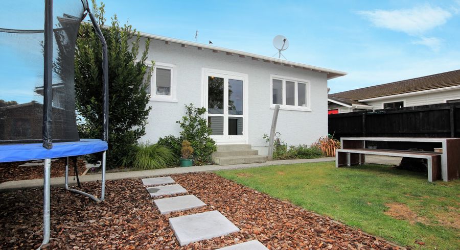  at 1/45 Frankleigh Street, Somerfield, Christchurch