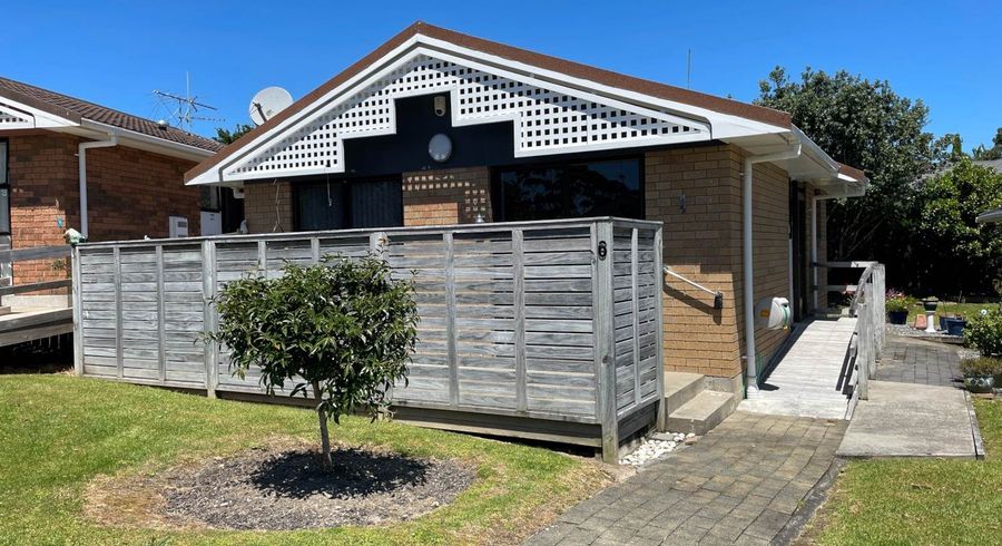  at 6/2 John Bracken Way, Beach Haven, North Shore City, Auckland