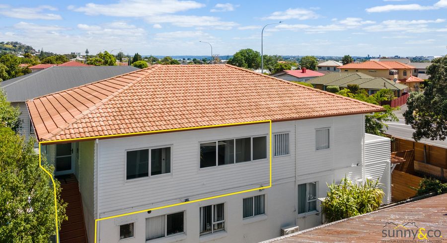  at 5/325 Mount Albert Road, Mount Roskill, Auckland