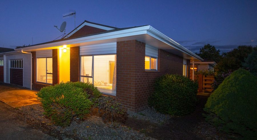  at 1/18 Rainforth Street, Terrace End, Palmerston North, Manawatu / Whanganui