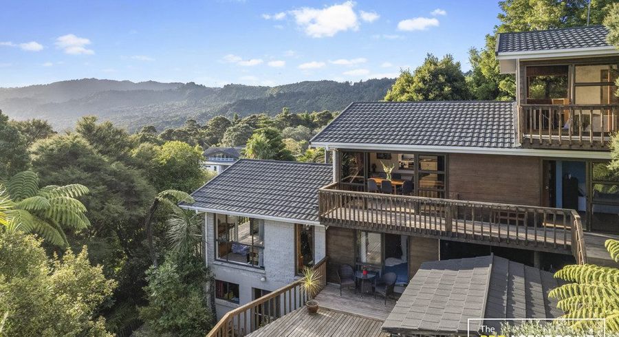  at 10 Victory Road, Laingholm, Auckland