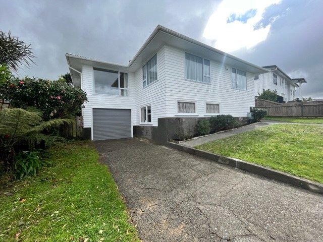  at 21 Maple Grove, Maungaraki, Lower Hutt, Wellington