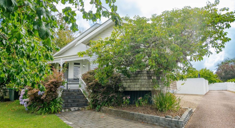  at 34 Te Atatu Road, Te Atatu South, Auckland