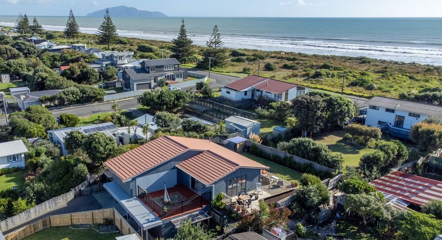  at 17 Moana Street, Otaki Beach, Otaki