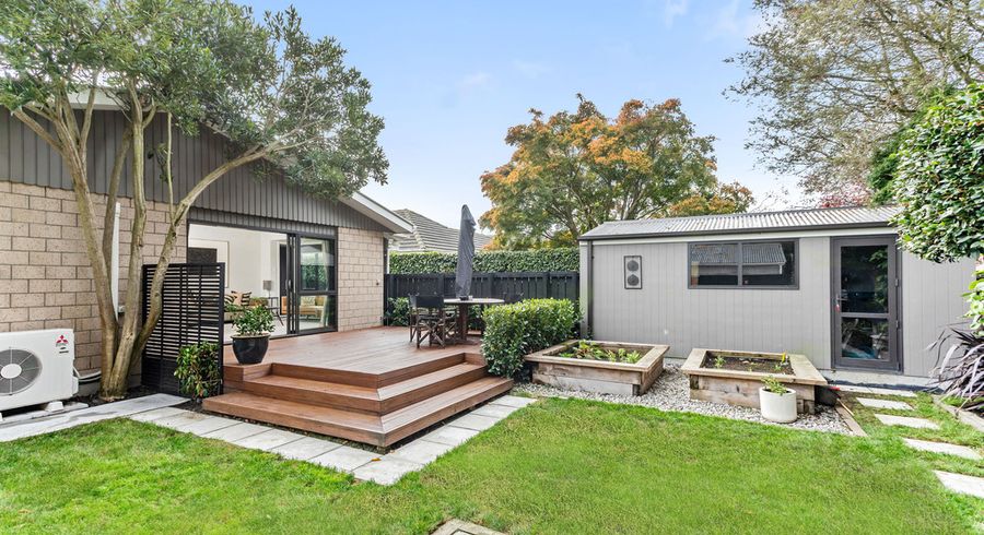  at 2/10 Hudson Street, Bryndwr, Christchurch