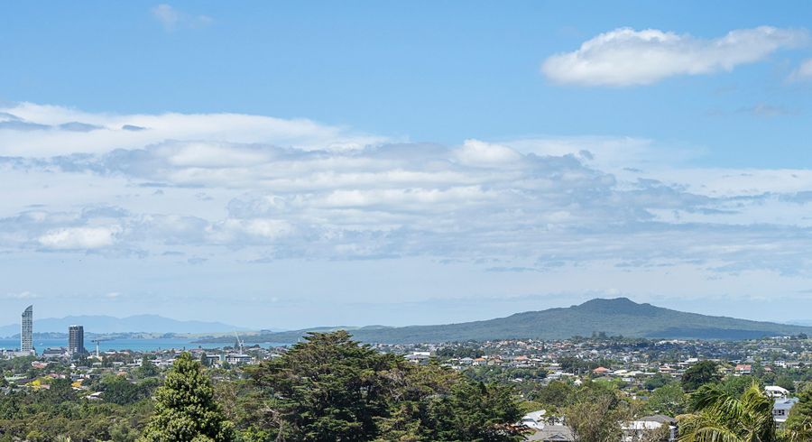  at 9/219 Onewa Road, Birkenhead, Auckland