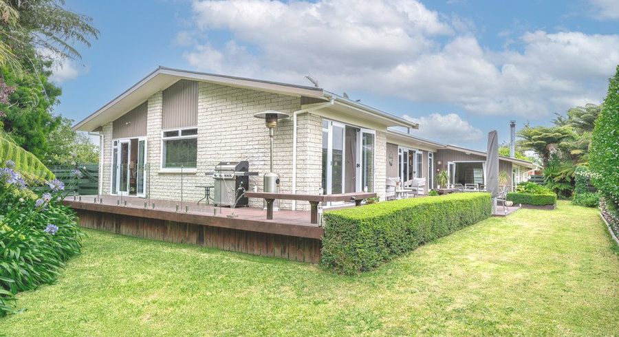  at 9 McDowall Place, Queenwood, Hamilton