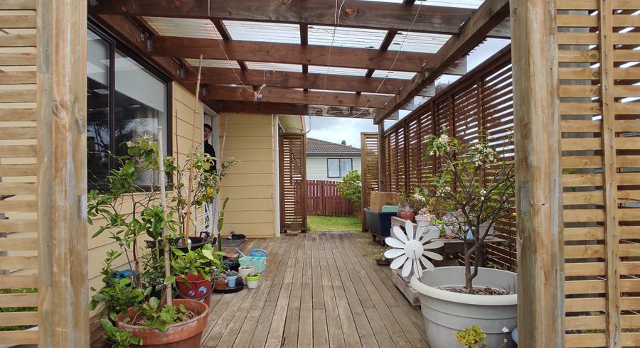  at 186 Waitemata Dr, Ranui, Waitakere City, Auckland