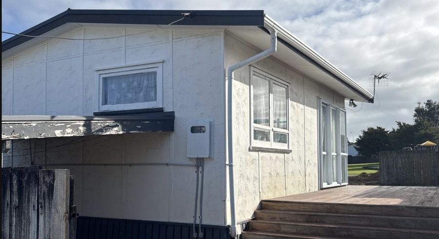  at 18A Middlemore Cres, Papatoetoe, Manukau City, Auckland