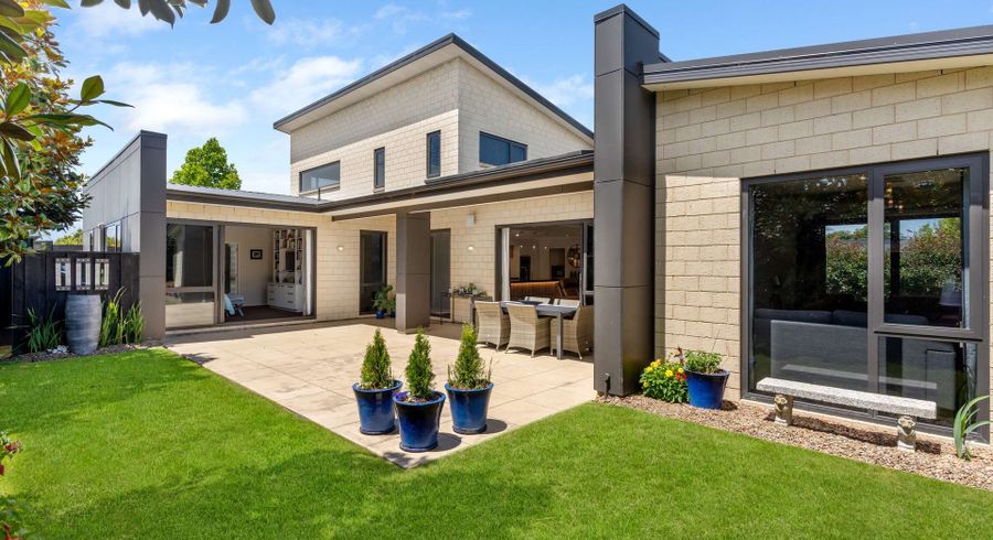  at 53 Glen Oaks Drive, Northwood, Christchurch