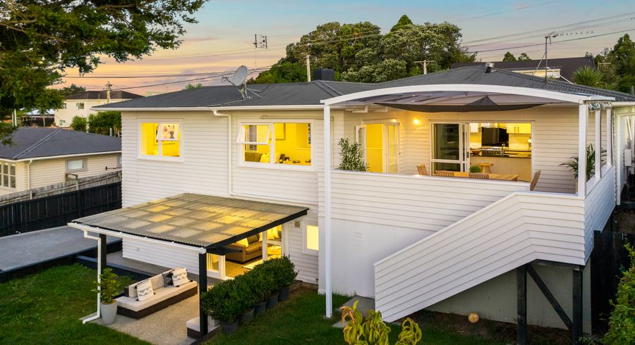  at 1/35 Rangatira Road, Beach Haven, Auckland