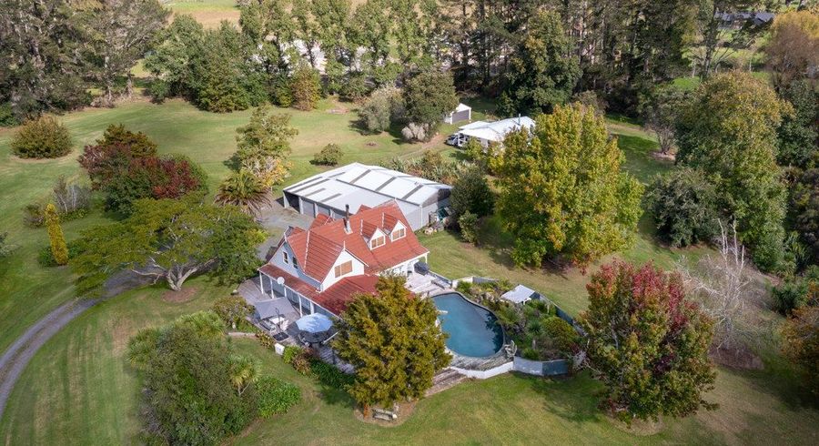  at 221 Blackbridge Road, Albany