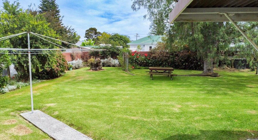  at 35 West Crescent, Te Puru, Thames