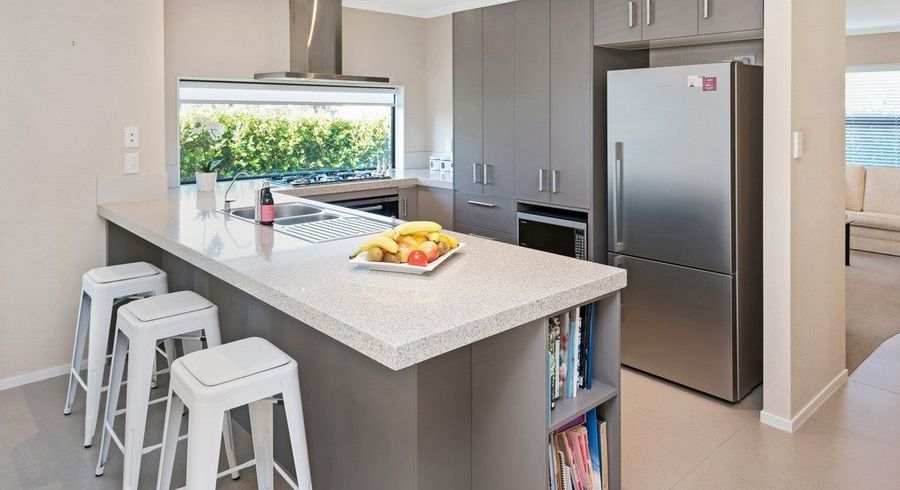  at 1 Lorenzo Way, Flat Bush, Manukau City, Auckland