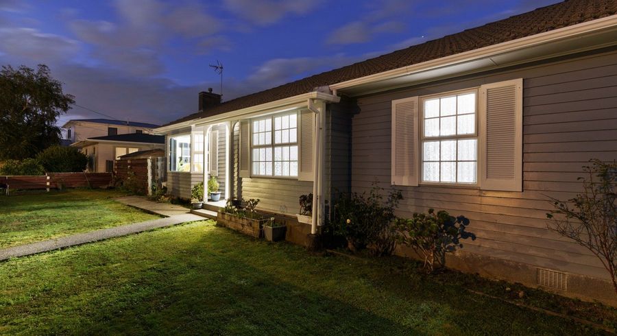  at 8 Karamu Crescent, Wainuiomata, Lower Hutt, Wellington