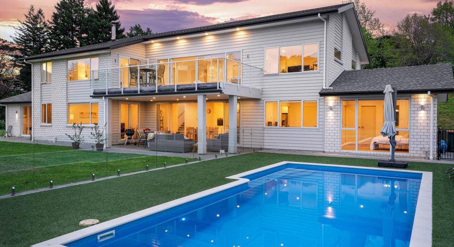  at 15 Nola Road, Oratia, Waitakere City, Auckland