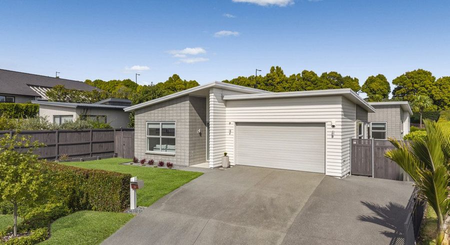  at 26 Lydiard Place, Beachlands, Auckland