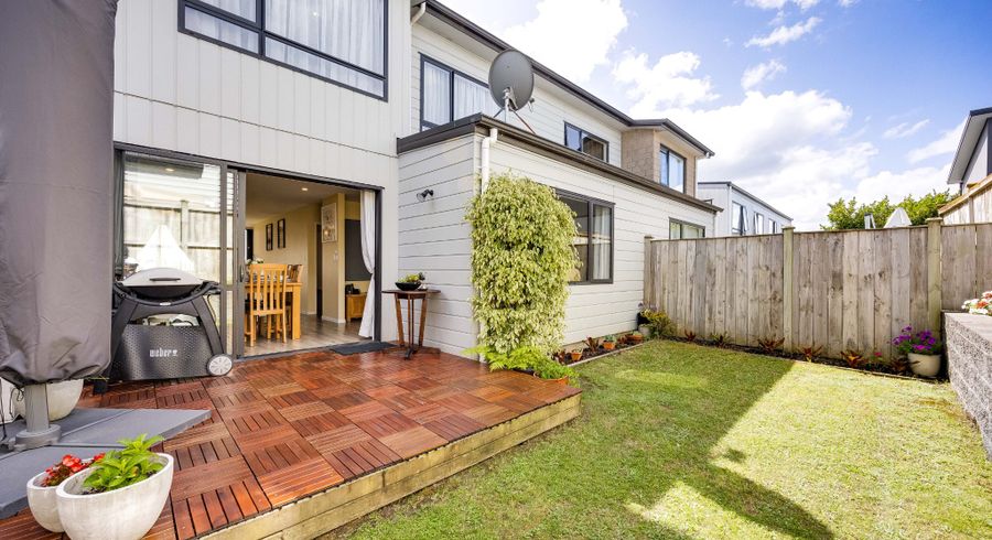  at 12 Toia Lane, Millwater, Rodney, Auckland